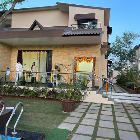 Mannat Villa With Swimming Pool And Garden Lonavala Buitenkant foto