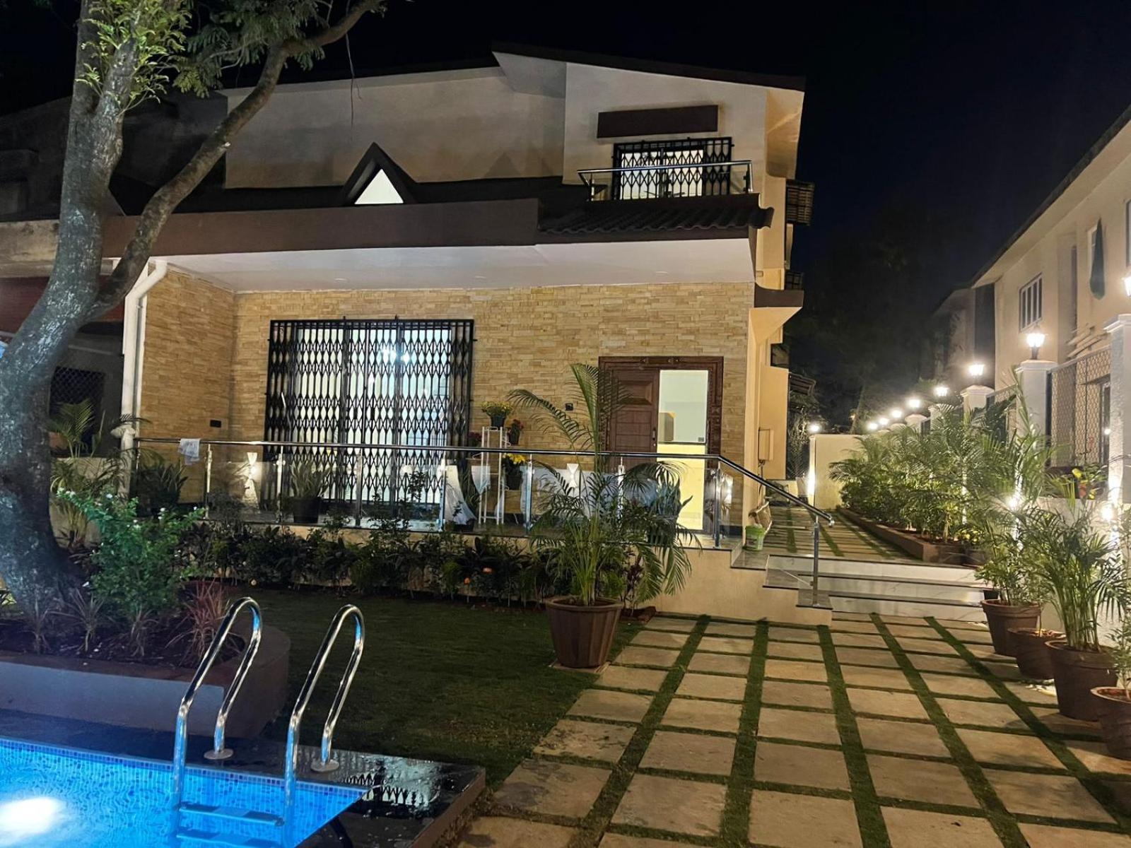 Mannat Villa With Swimming Pool And Garden Lonavala Buitenkant foto